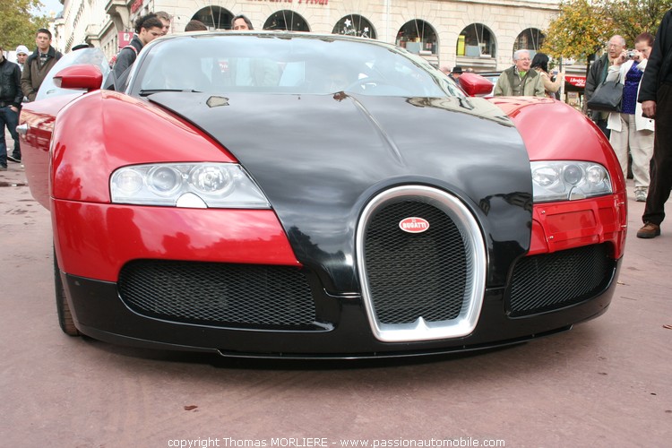 Bugatti Veyron (Epoque auto 2009)