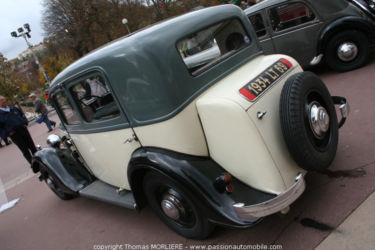 301 CR 1934 (Salon voiture de collection Lyon 2009)