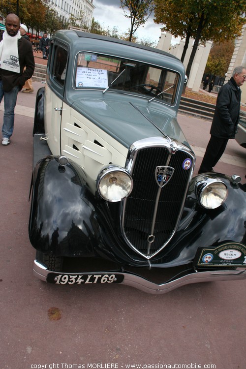 Peugeot 301 CR 1934 (Epoqu'auto 2009)