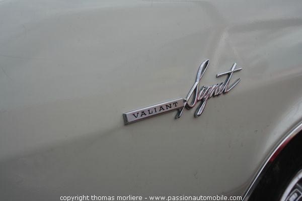 Plymouth Valiant Signet (EPOQU'AUTO 2007)