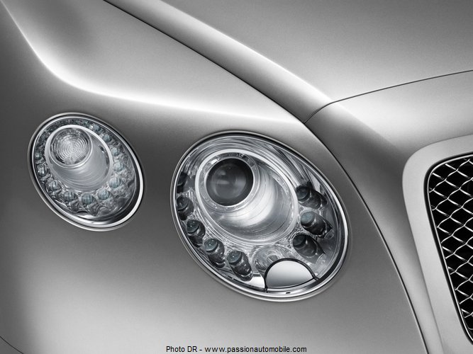 Bentley Continental GT 2010 (Mondial automobile 2010)