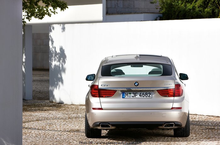 BMW Srie 5 Gran Turismo Xdrive 2010 (Mondial Auto 2010)