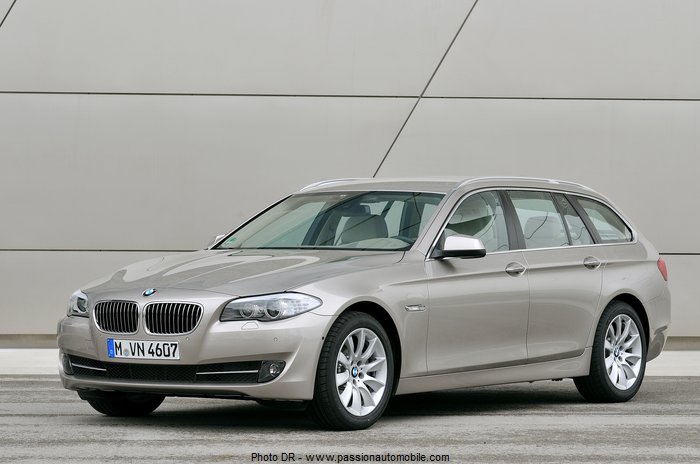 BMW Srie 5 Touring 2010 (Mondial de l'automobile 2010)