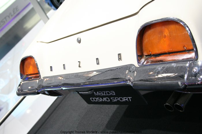 mazda cosmo sport 110s 1967 (Salon mondial automobile 2010)