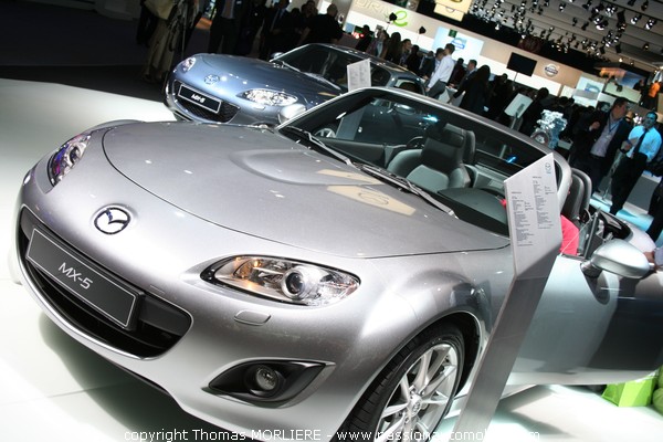 Mazda (Salon de l'automobile de Paris 2008)