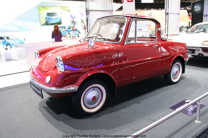 mazda r360 coupe 1960 (Salon mondial auto Paris 2010)