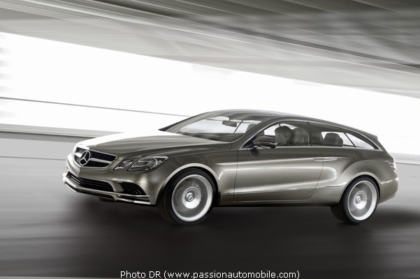 Mercedes Concept fascination study (salon de l'automobile 2008)