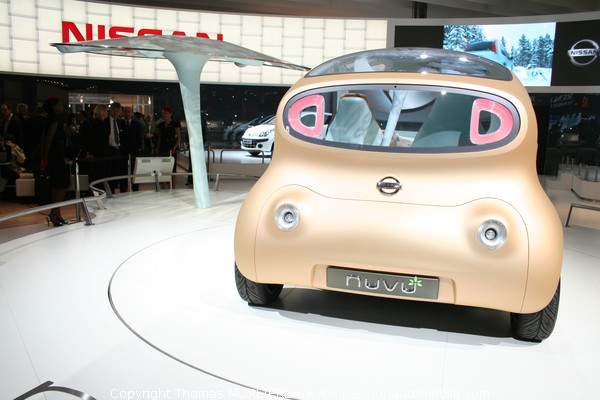 Nissan (Salon de l'automobile de Paris 2008)