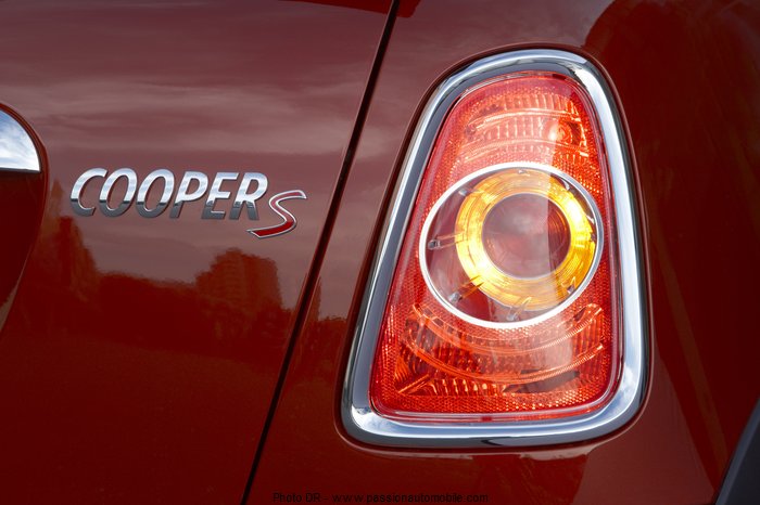 Mini Cooper S 2010 (Mondial de l'automobile 2010)
