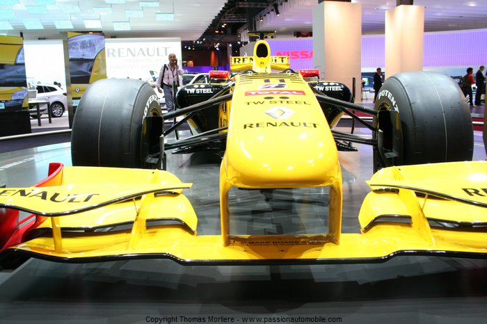 renault formule 1 2010 (Mondial Auto 2010)
