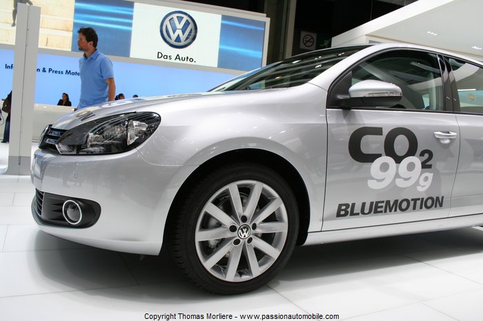 Volkswagen Golf bluemotion 2008 (Mondial automobile 2008)