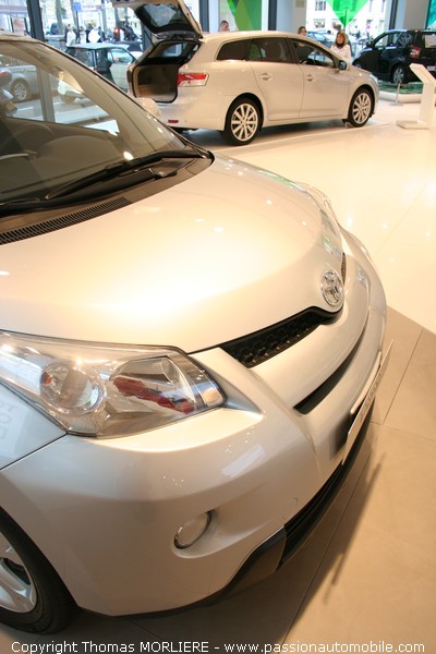 Toyota Urban Cruiser 2009 (Showroom auto Toyota)