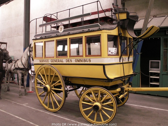 Omnibus  Cheval (Retromobile 2010)