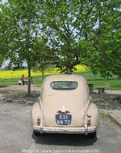 203 berline 1950 (Retromobile 2009 (Amicale Peugeot 203))