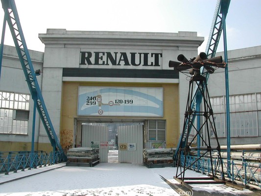 Usine Renault - Sirne devant l'usine (Vente aux enchres Bonhams - Retromobile 2009)
