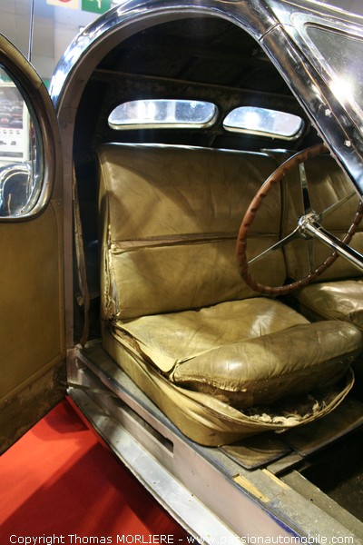 Bugatti 57 S Atalante 1937 (Salon Retromobile 2009)