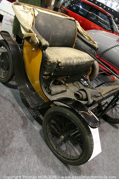 Bugatti Type 56 Electrique 1 CV 1931 (Salon Voiture de collection Retromobile 2009)