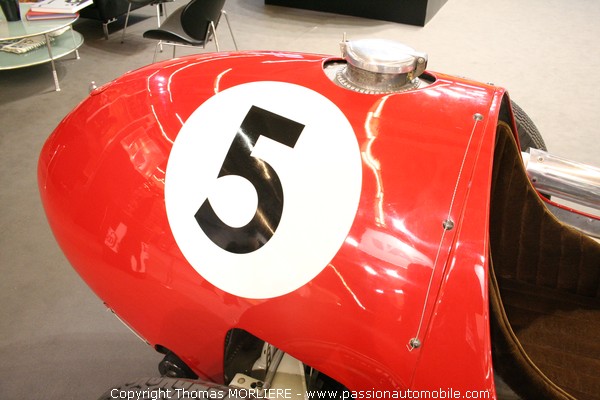 Ferrari 500 Alberto Ascari 1952 (Salon Voiture de collection Retromobile 2009)