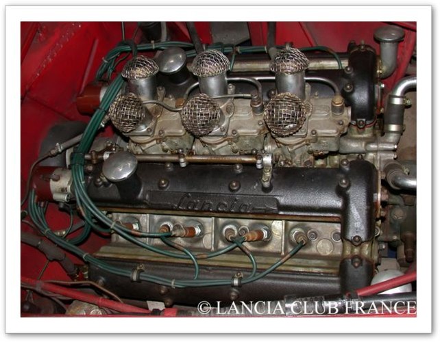 Lancia D25 1954 (salon Retromobile 2010)