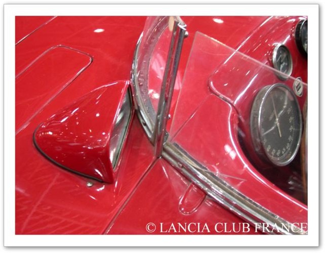 Lancia D25 1954 (salon Retromobile 2010)