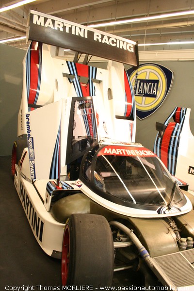 Lancia LC2 Endurance Groupe C 1984 (Salon Voiture de collection Retromobile 2009)