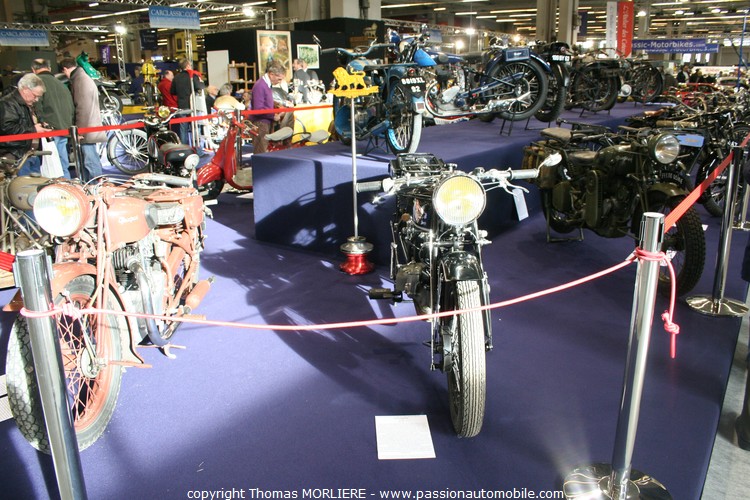 Moto peugeot (Rtromobile 2010)