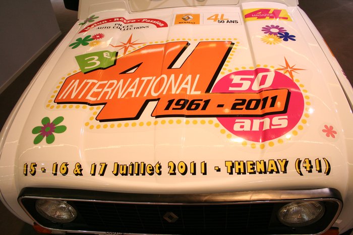 renault 4 50 ans thenay 4l international 2011 (Retromobile 2011)