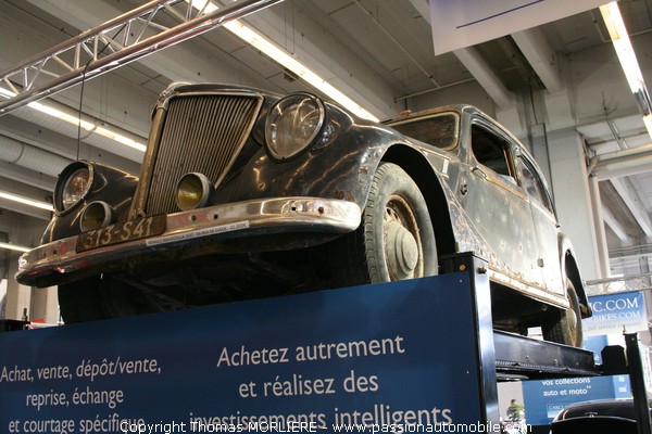 Renault Nervastella 1937 - Ex roi de Sude (Salon Retromobile 2009)