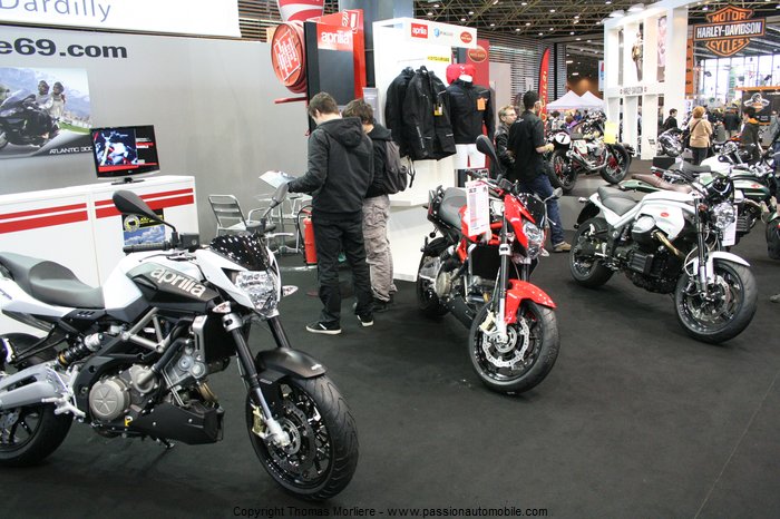 aprillia moto guzzi 2011 (Salon de la moto - 2 roues Lyon 2011)