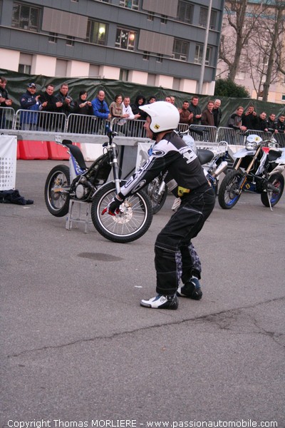 Spctacle moto Jean-Pierre GOY (Salon deux roues de Lyon 2009)