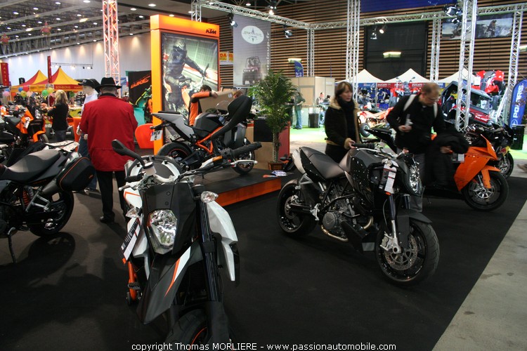 moto ktm (ktm au salon de la Moto de Lyon 2010)