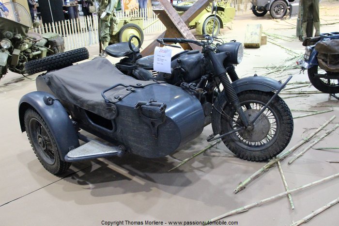 moto bmw r75 1942 (Salon Moto de Lyon 2014)