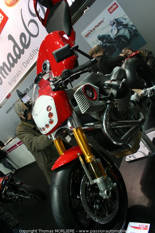 Prototype Moto Guzzy prsente  Milan en 2009 (Salon Moto de Lyon 2010)