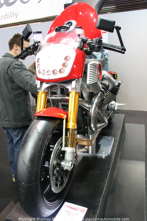Prototype Moto Guzzy prsente  Milan en 2009 (Salon de la Moto de Lyon 2010)