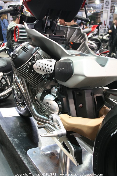 Prototype Moto Guzzy 2010 (Salon 2 roues - Quad Lyon 2010)