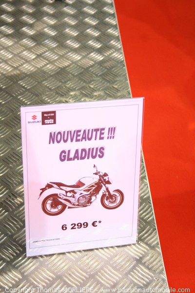 Suzuki Gladius 2009 (Salon deux roues de Lyon 2009)