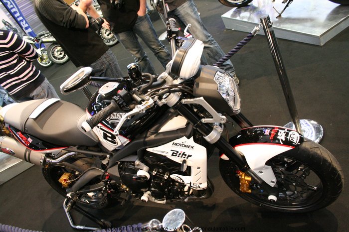 triumph moto 2011 (Salon de la moto - 2 roues Lyon 2011)