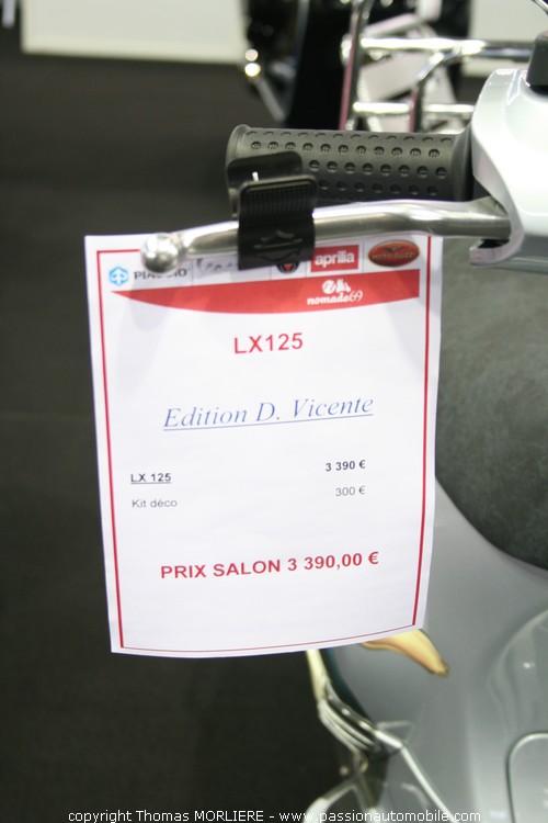 Vespa LX 125 Edition D Vicente 2010 (Salon 2 roues de Lyon 2010)