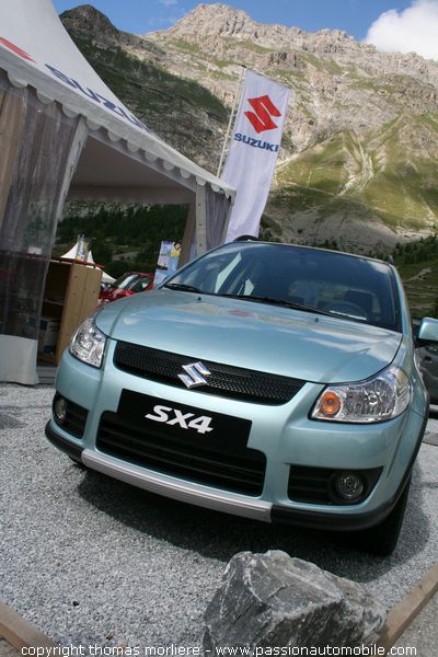 Suzuki SX 4 (salon 4X4 de val d'isre 2007)