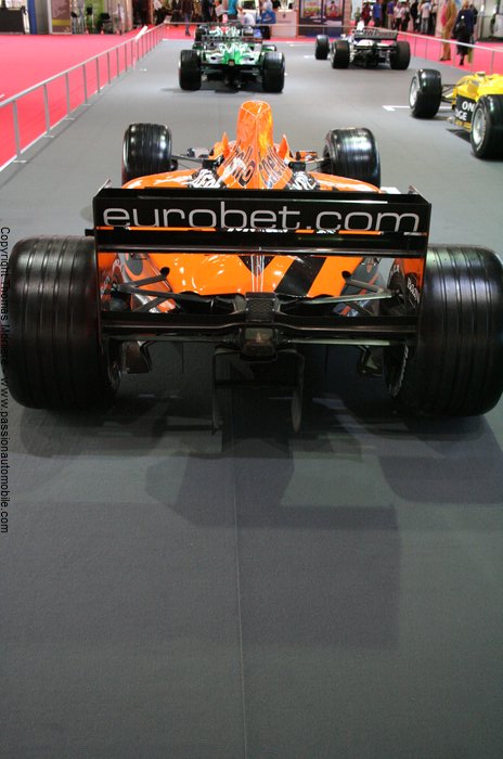 formule 1 arrows a 21 2000 (salon de l'auto de Lyon 2011)
