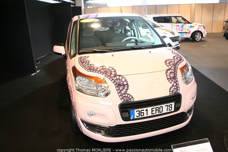 Expo la plus femme des voitures (Salon auto de Lyon 2009)