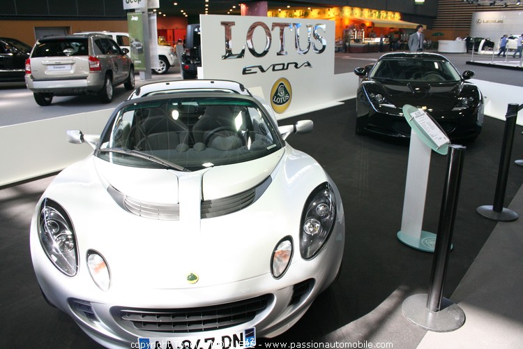 Stand Lotus (Salon auto de Lyon 2009)