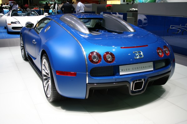 Bugatti Veyron Bleu Centenaire 2009 (Salon de Genve)