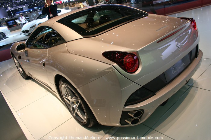 Ferrari California 2010 (salon de Genve 2010)