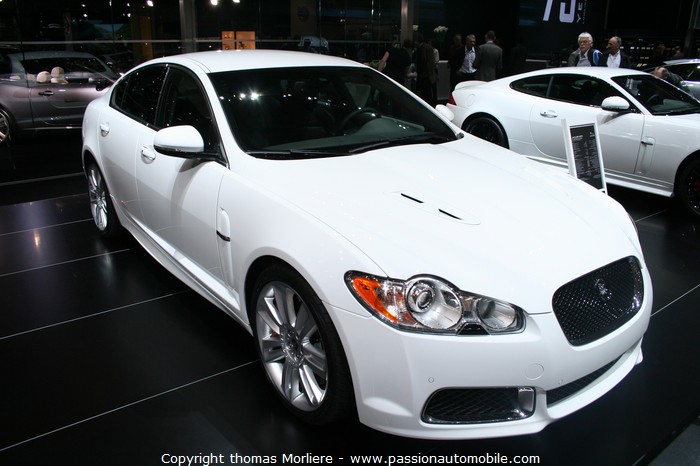 Jaguar (Salon de l'auto de genve 2010)