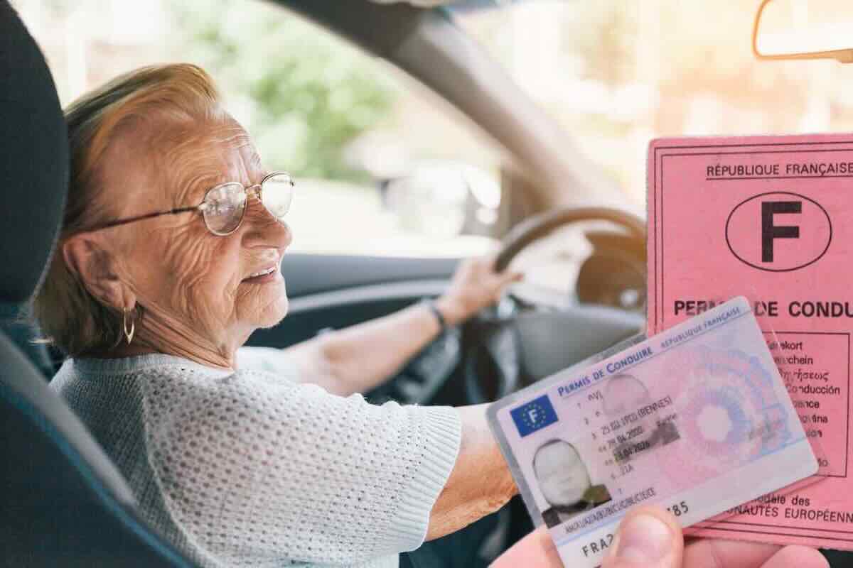 C’est désormais officiel, c’est la fin du permis de conduire à vie